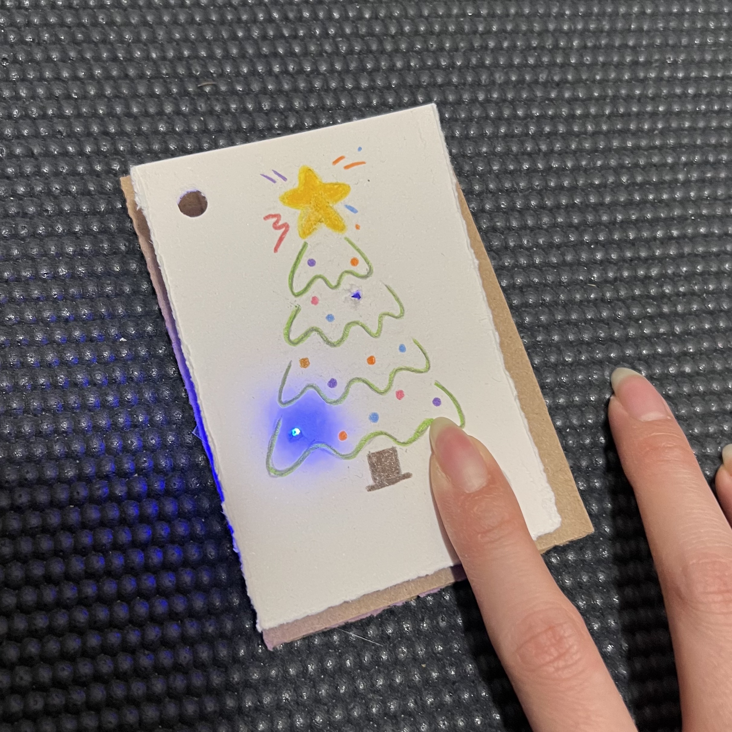 Only blue LED would work, red LED had trouble being conductive