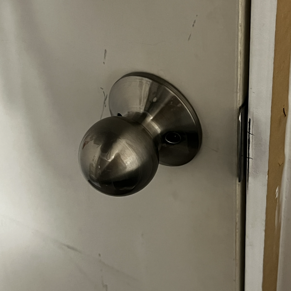 Sound of door know rattling